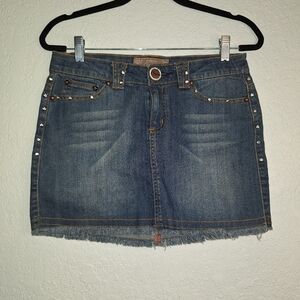Candies Studded Distressed Frayed Hem Short Denim Skirt Women's  Size 7